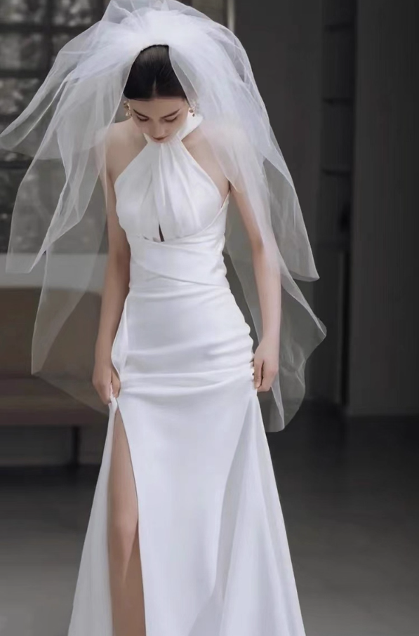 Chic White Hollow-Out Tie-Back Mermaid Evening Dress Sleeveless High-Slit Sheath Halter Wedding Dress AP0981