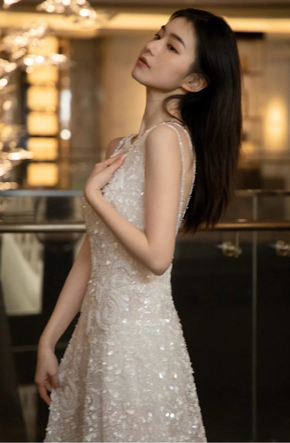 Luxurious Glitter Sequins Tulle Round Neck Maxi Dress Backless Applique Sleeveless Prom Dress AP0982