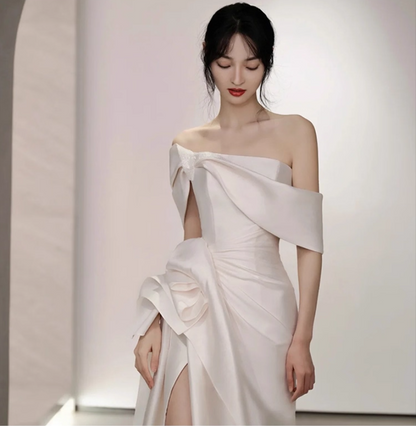 French Style Gathered Asymmetrical Neckline Bridal Dress Off-Shoulder High-Slit Wedding Dress AP0984