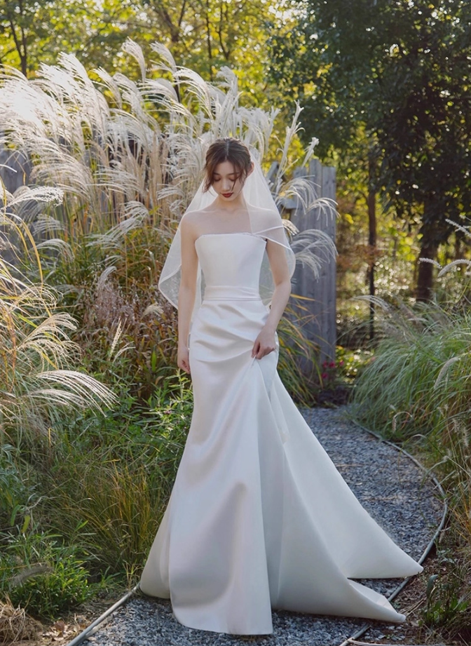 Romantic Satin Trimmed Lace Splicing Maxi Dress Strapless Cinched-Waist Wedding Dress AP0986