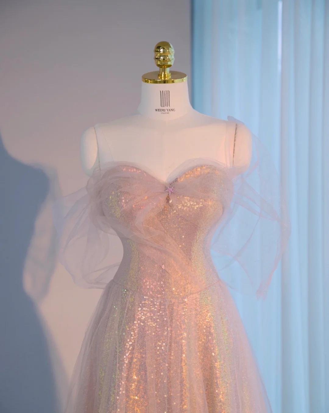 Dreamy Off-Shoulder Tulle Overlay Evening Dress Chic Sheen Sequins Hem A-line Prom Dress AP992