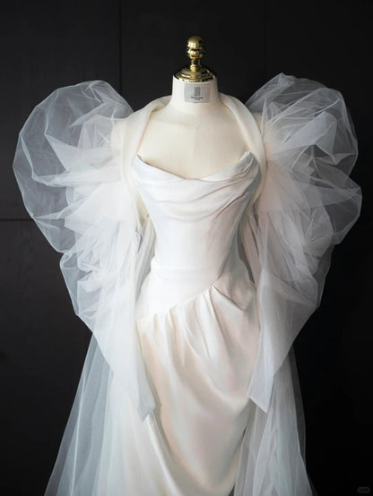 Alluring Puffy Tulle Sleeve Bridal Maxi Dress Waist-Cinching Wedding Dress AP0994