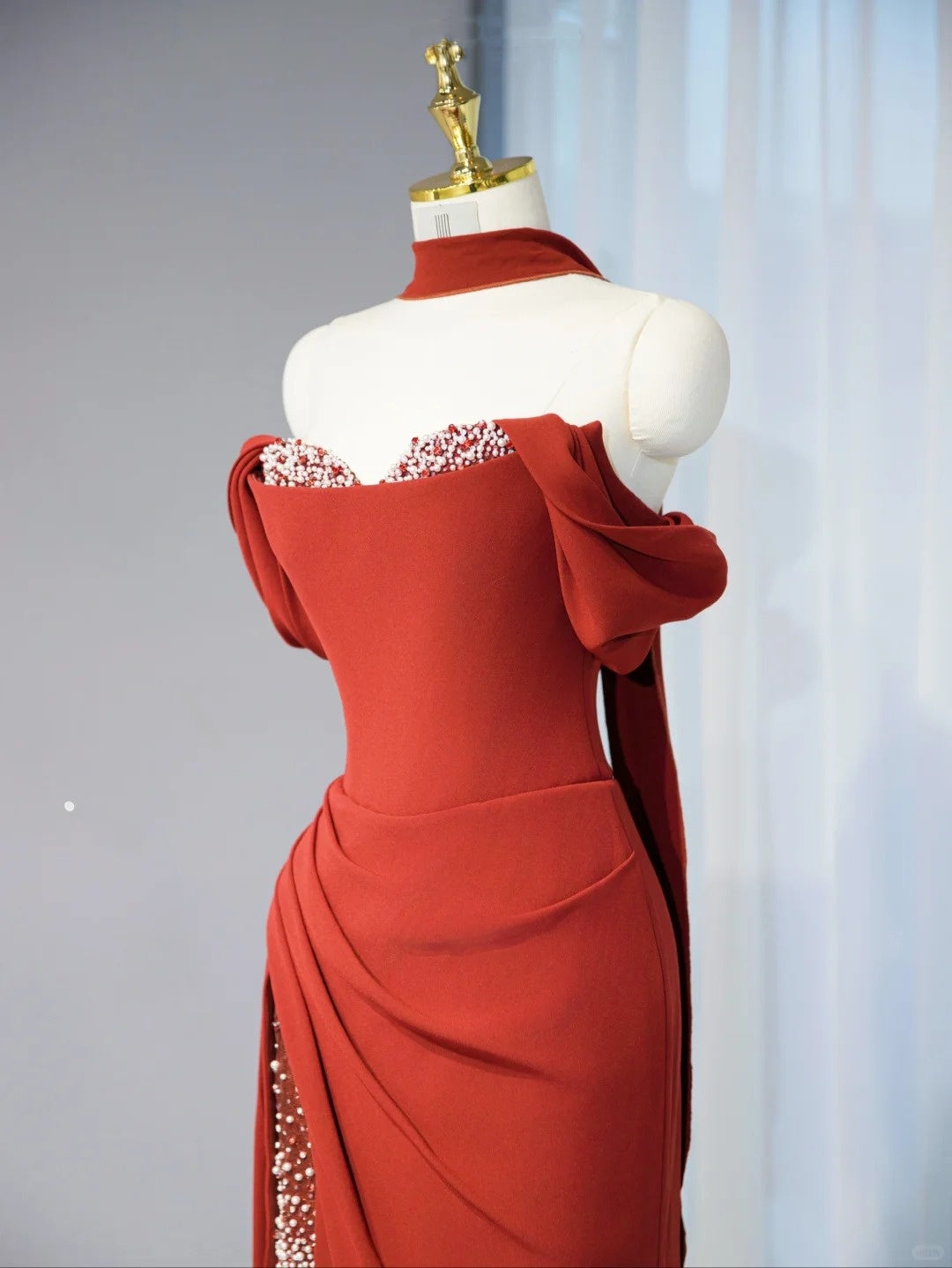 Gorgeous Sheath Red High-Slit Dress Off-Shoulder Beading Design Prom Dress AP1029