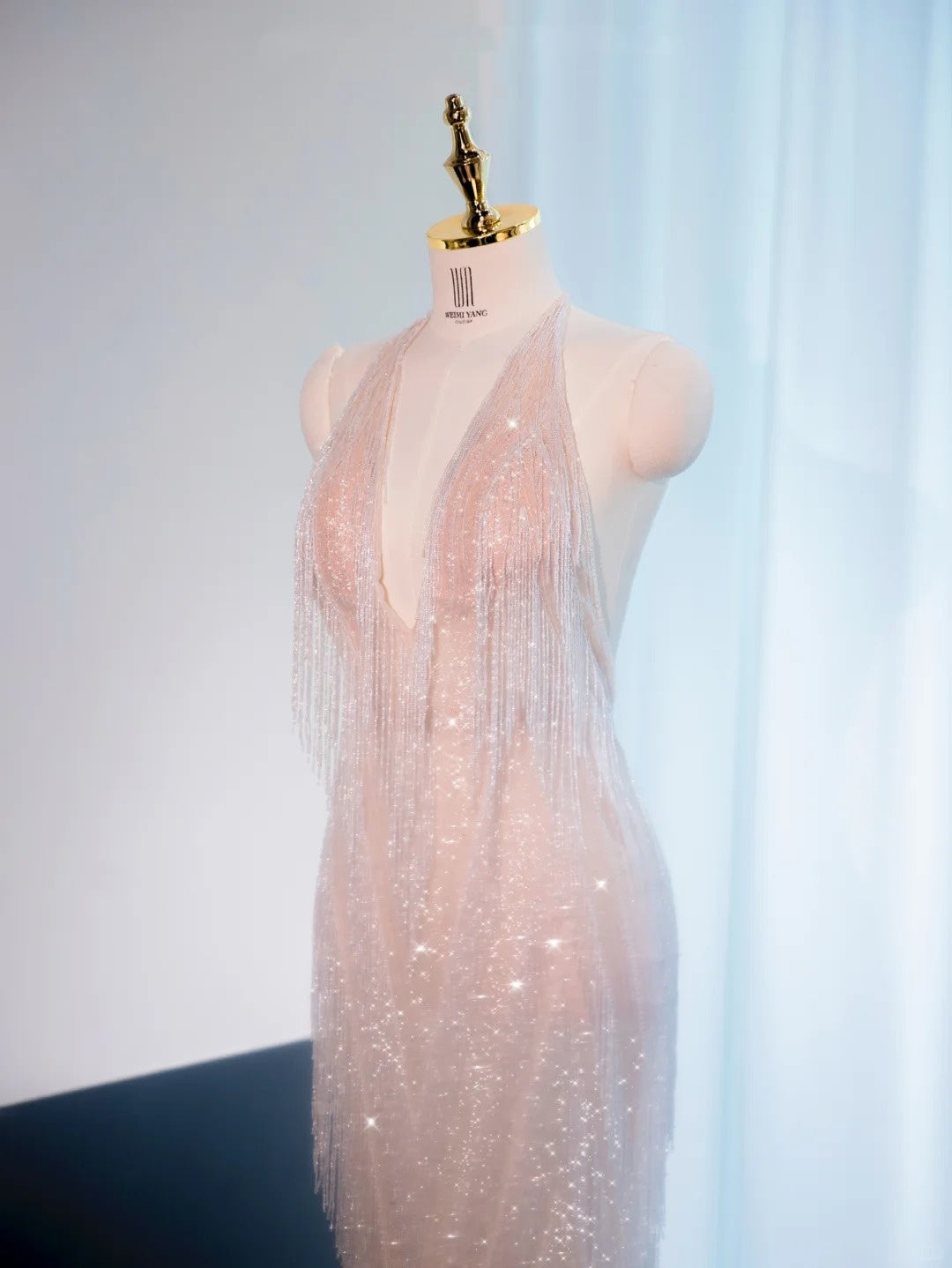 Charming Sequins Glittering Halter Mermaid Dress Backless Sparkle Tassel V-Neck Prom Dress AP1032