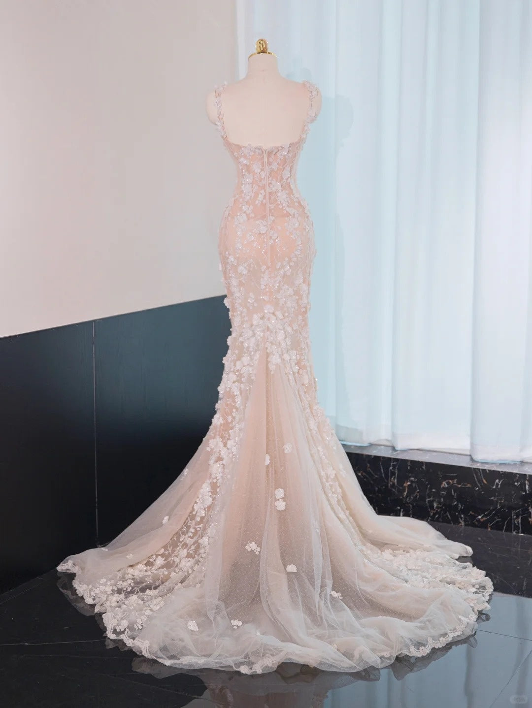 Romantic Applique Tulle Layered Mermaid Dress Sweet 16 Spaghetti Strap Prom Dress AP1033