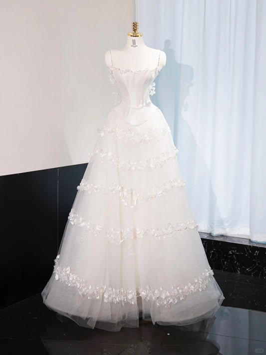 Elegant Floral Hem Tiered  Sheer Tulle Bridal Dress Strapless Off-Shoulder Applique Wedding Dress AP1041