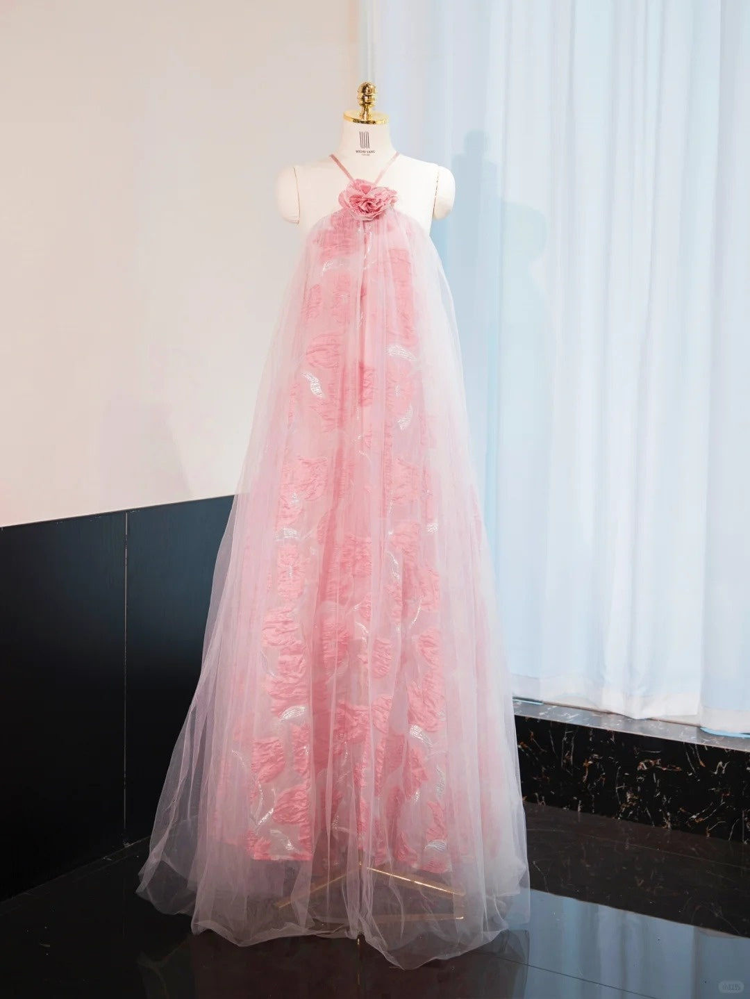 Cute Floral Design Tie-Back Halter Ceremonies Dress V-Neck Tulle Overlay Prom Dress AP1046