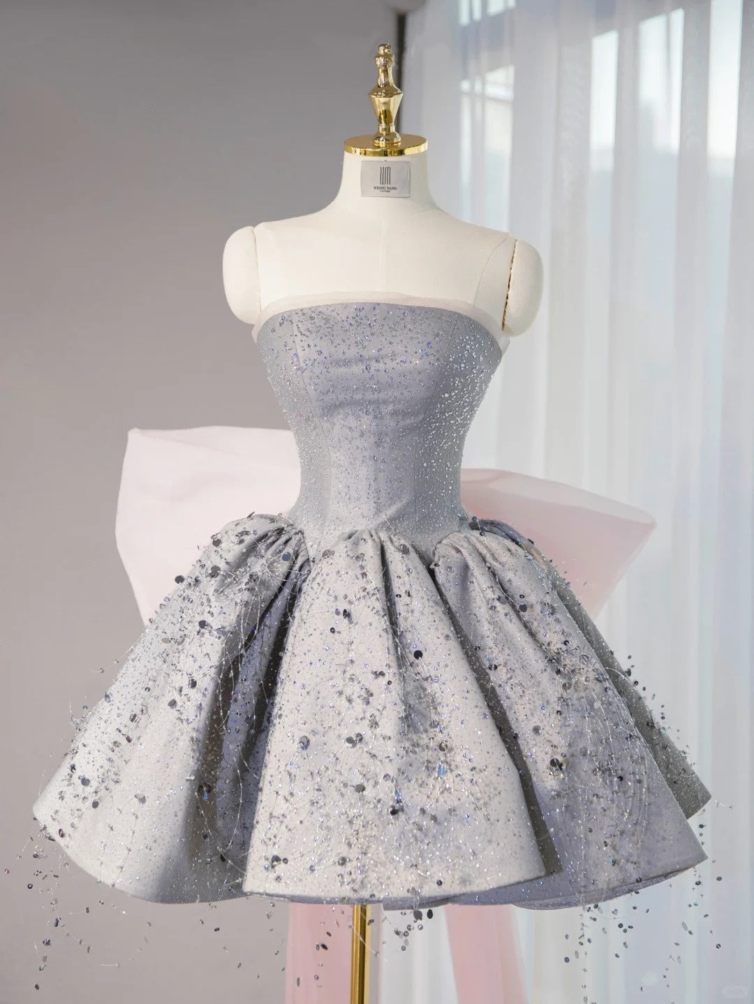 Classical Gray Beading Birthday Outfits Mini Dress Sparkly Sequins A-Line Pink Tulle Bow Homecoming Dress AP1049