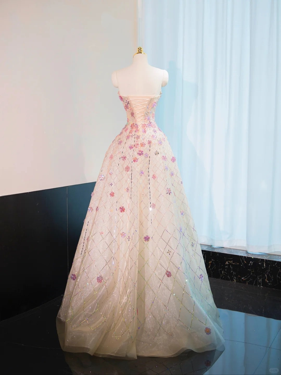 Fancy Flowers Design Tulle Sweet 16 Maxi Dress Strapless Glittering Beaded Cascade Mesh Prom Dress AP1054