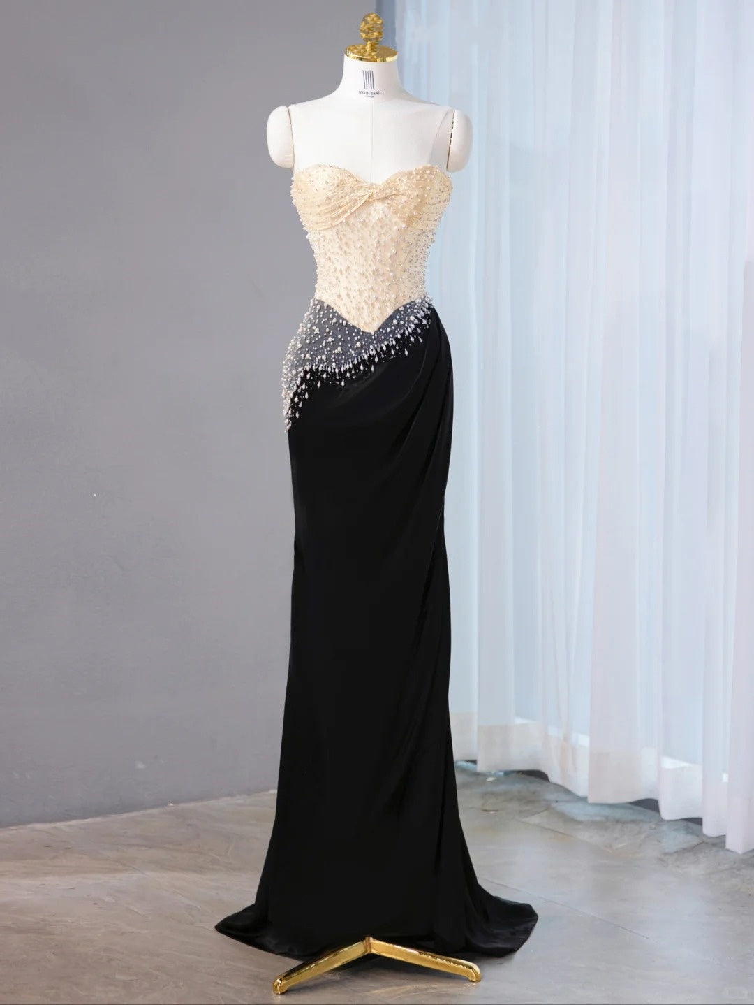 Niche Ivory-Black Splicing Sparkling Mermaid Maxi Dress Draped Strapless Beading Prom Dress AP1064