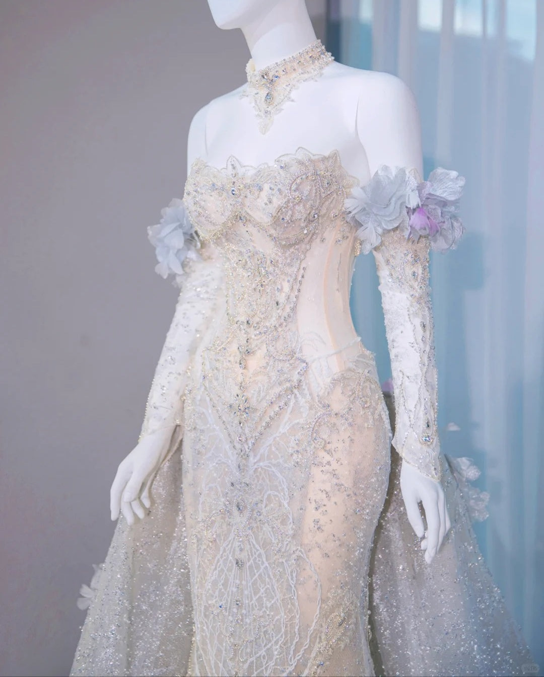 Romantic Handmade Flowers Layered Tulle Ball Gown Beading Off-Shoulder Long Sleeve Wedding Dress AP1069