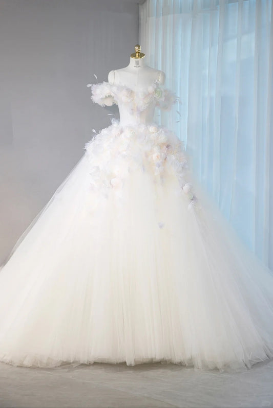 Chic Handmade Flowers Cascade Tulle Ball Gown Off-Shoulder Stereo Petal Wedding Dress AP1075