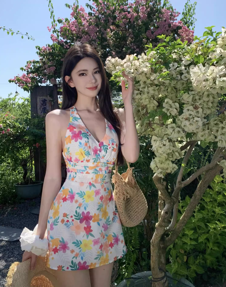 Vibrant Floral Printed V-Neck Mini Dress Refined Backless Close-Fitting Halter Short Dress AP1081