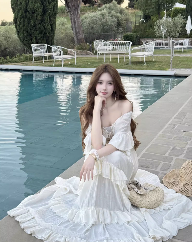 Summer Ruffles Hem Hollow-Out Maxi Dress Off-Shoulder Strapless Flowy Long Dress AP1082