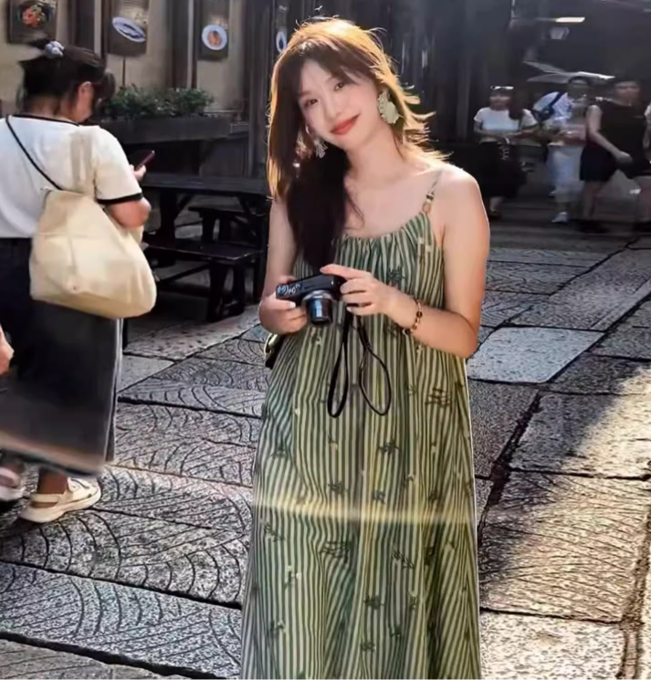 Everyday Wear Spaghetti Strap Maxi Dress Green Loose Style Tassel Hem Long Dress AP1083