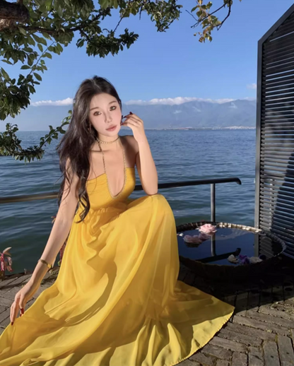 Romantic Yellow V-Neck Summer Maxi Dress Soft Fabric Flowy Backless Halter Dress AP1087