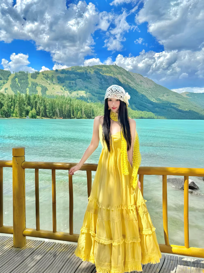 Chic Ruffles Hem Yellow Sweetheart Neck Maxi Dress Flowy Spaghetti Strap Tassel Design Long Dress AP1088