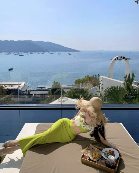 Romantic Two-Piece Slit Maxi Dress Summer Vacation Spaghetti Strap Stereo Floral Long Dress AP1090