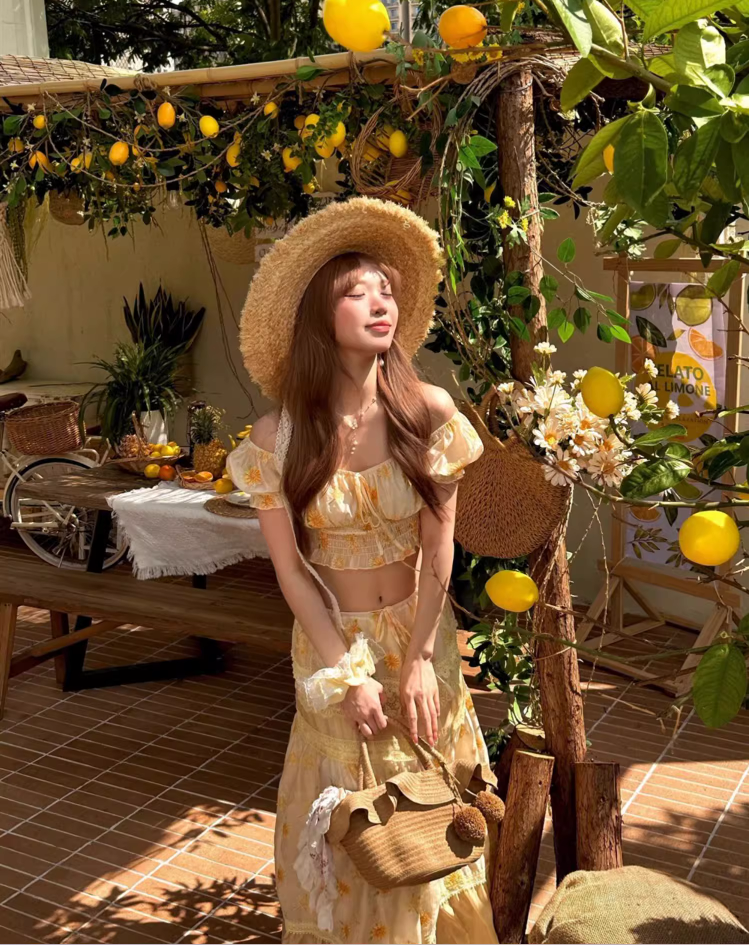 Cottagecore Off-Shoulder Floral Two-Piece Long Dress Open-Waist Tiered Lace Long Dress AP1093