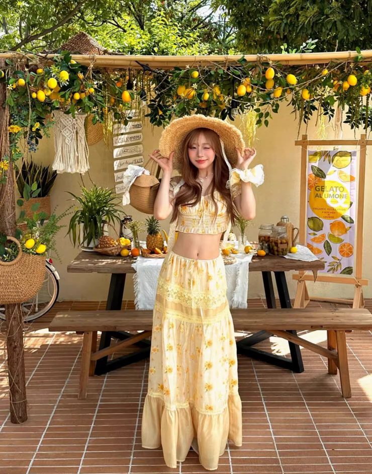 Cottagecore Off-Shoulder Floral Two-Piece Long Dress Open-Waist Tiered Lace Long Dress AP1093