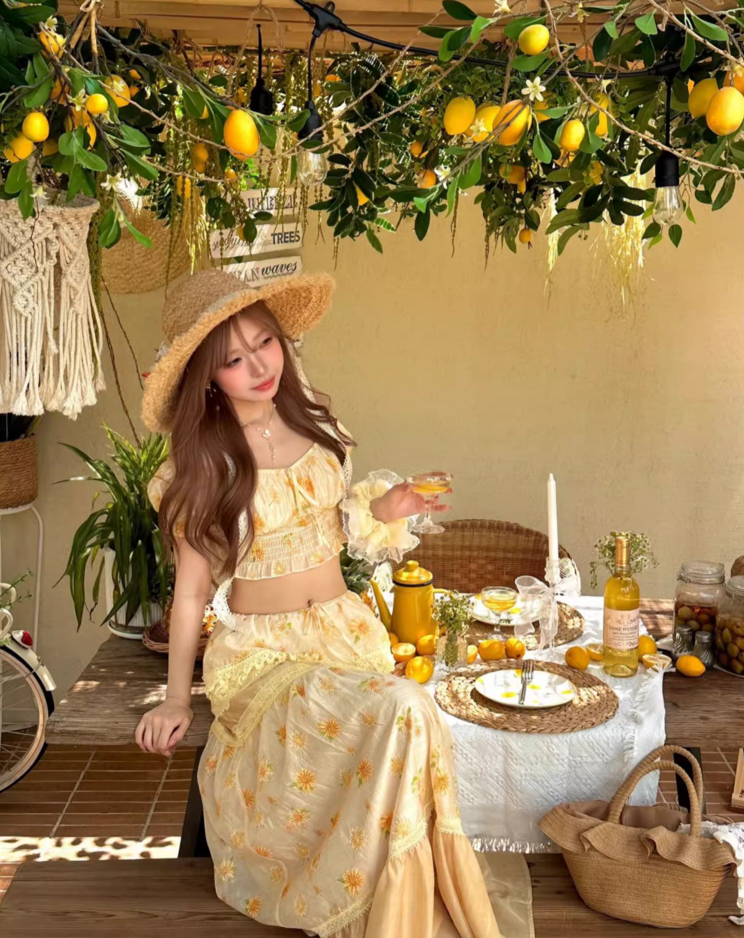 Cottagecore Off-Shoulder Floral Two-Piece Long Dress Open-Waist Tiered Lace Long Dress AP1093