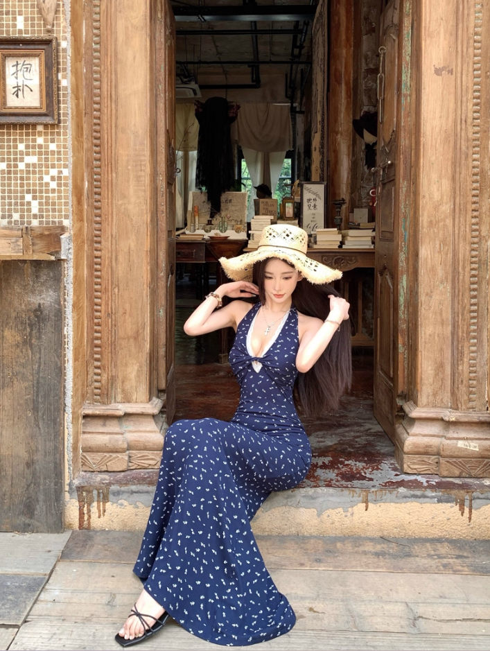 Current Trends Navy Blue Dots Design Mermaid Maxi Dress Fitted Bodice Hollow-Out Halter Dress AP1108