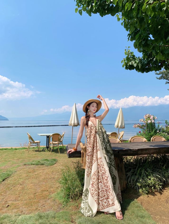 Boho Style Earthy Tone Tribal Pattern Getaways Maxi Dress V-Neck Flowy Halter Dress AP1120