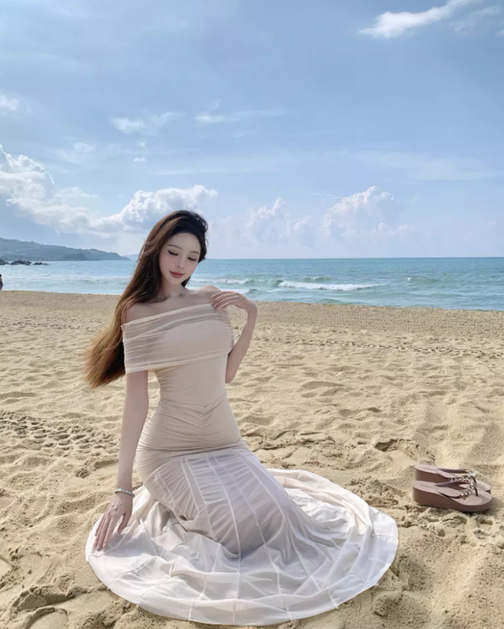 Graceful Vacations Outfit Sheath Long Dress Ruched Off-Shoulder Tulle Splicing Long Dress AP1121