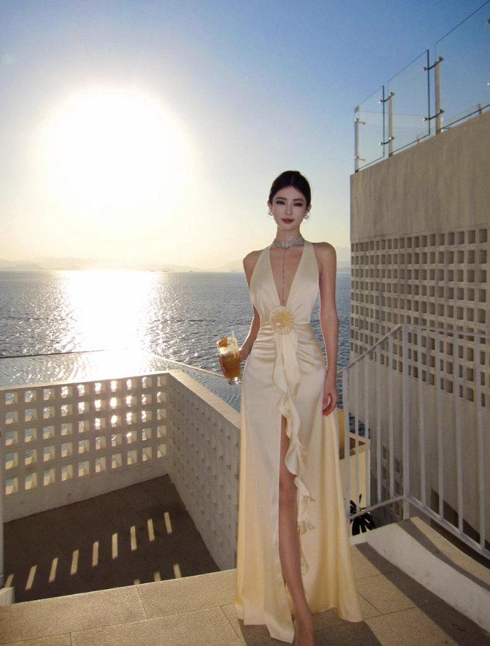 Graceful Deep V-Neck Lustrous Fabric Maxi Dress Flowy Ruffles Hem High-Slit Halter Dress AP1132