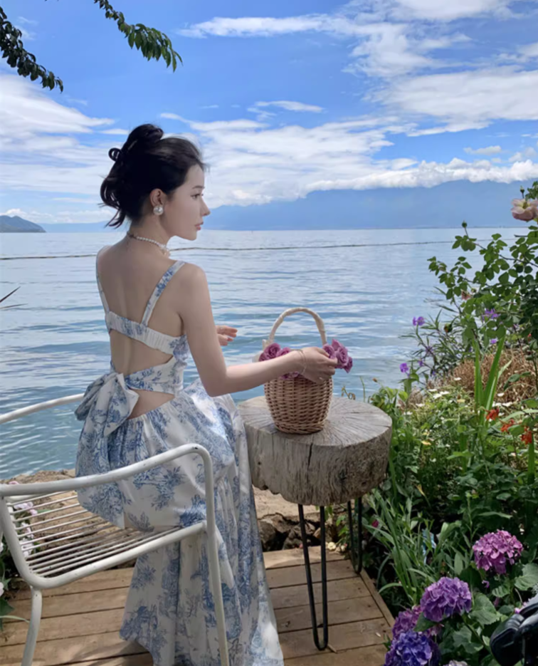 Retro Square Neck Coastal Getaways Maxi Dress Everyday Wear A-Line Blue Floral Print Long Dress AP1134