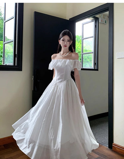 New Fashion Ruffled Trimmed Off-Shoulder Maxi Dress Strapless Minimalist Flowy Long Dress AP1138