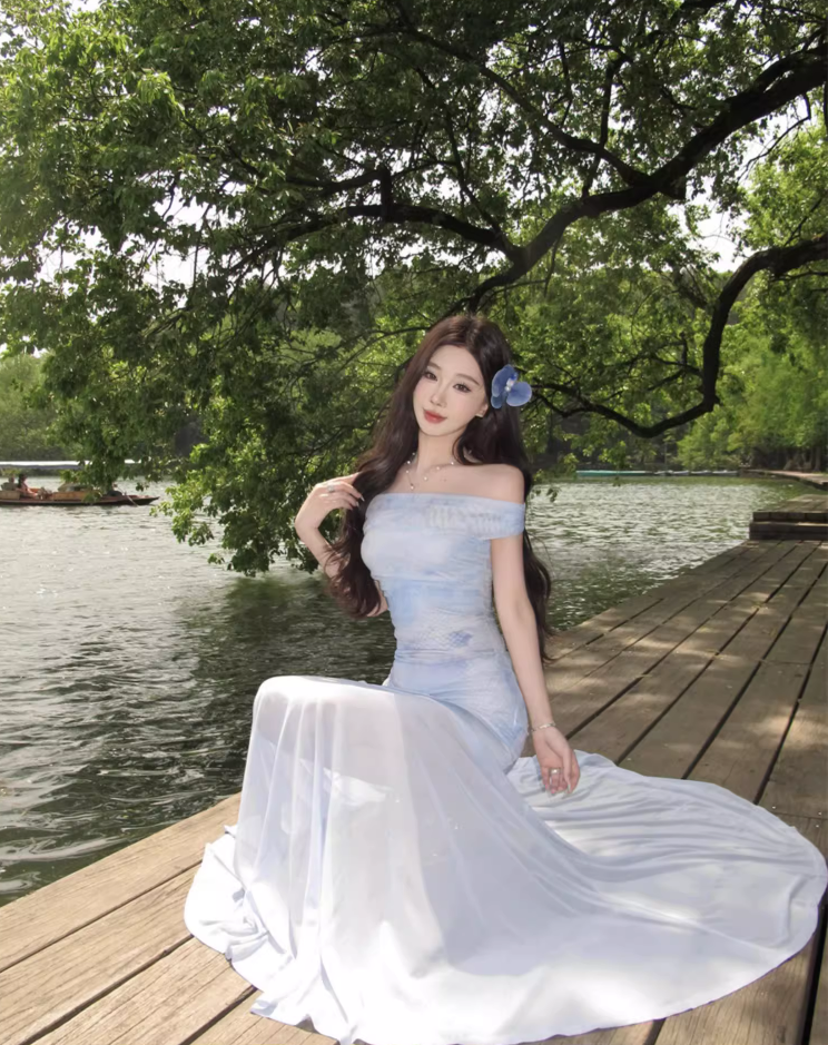 Glamorous Off-Shoulder Strapless Maxi Dress Minimalist Mesh Fabric Splicing Long Dress AP1160