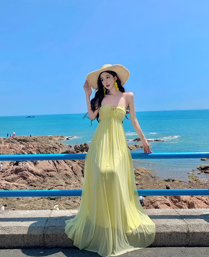 Graceful Adjustable Strap Sheer Tulle Overlay Maxi Dress Breathable Yellow Flowy Long Dress AP1169