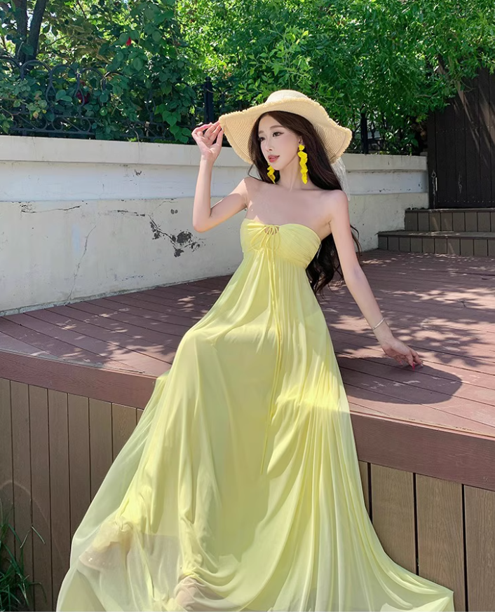 Graceful Adjustable Strap Sheer Tulle Overlay Maxi Dress Breathable Yellow Flowy Long Dress AP1169