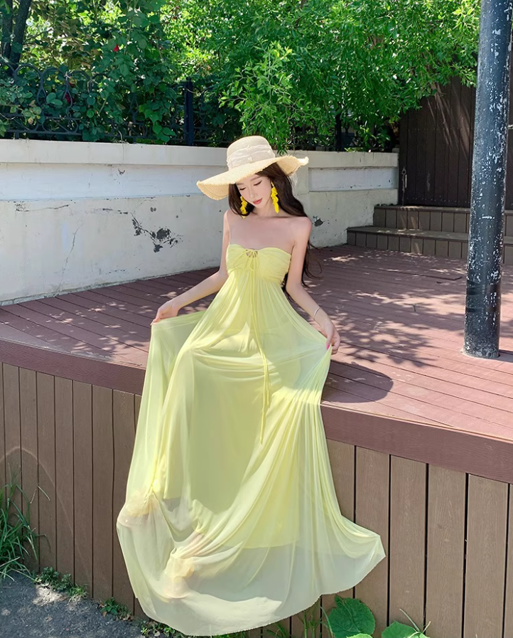 Graceful Adjustable Strap Sheer Tulle Overlay Maxi Dress Breathable Yellow Flowy Long Dress AP1169