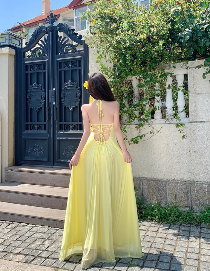Graceful Adjustable Strap Sheer Tulle Overlay Maxi Dress Breathable Yellow Flowy Long Dress AP1169