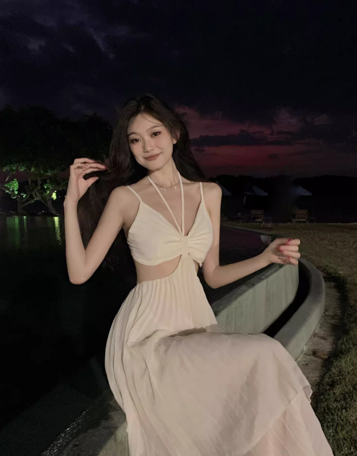 Novelty Tulle Layered Open-Waist Maxi Dress Romantic Flowy Pressed Pleat Backless Halter Long Dress AP1175