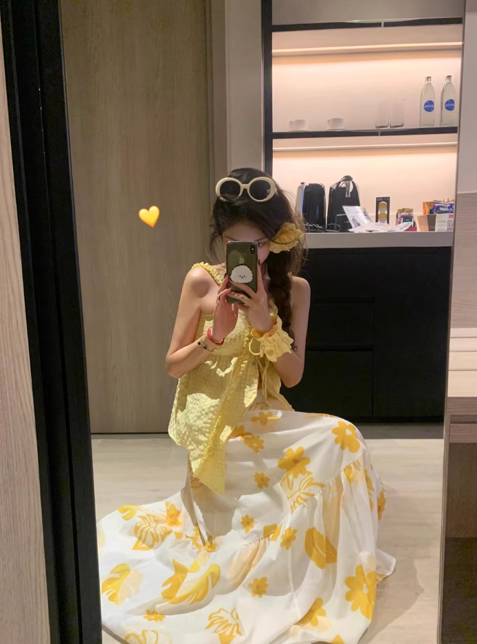 Vibrant Yellow Two-Piece Set Floral Printed Maxi Dress Beach Getaways Ruffles Trimmed A-Line Long Dress AP1179