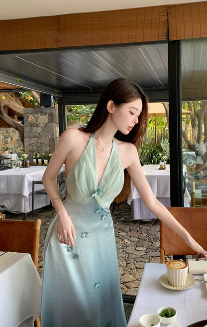 Dreamy Floral Design Lustrous Fabric Maxi Dress Chic V-Neck Tulle Splicing Halter Long Dress AP1181