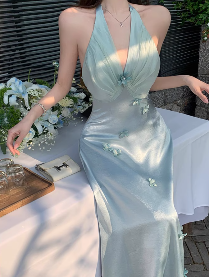 Dreamy Floral Design Lustrous Fabric Maxi Dress Chic V-Neck Tulle Splicing Halter Long Dress AP1181