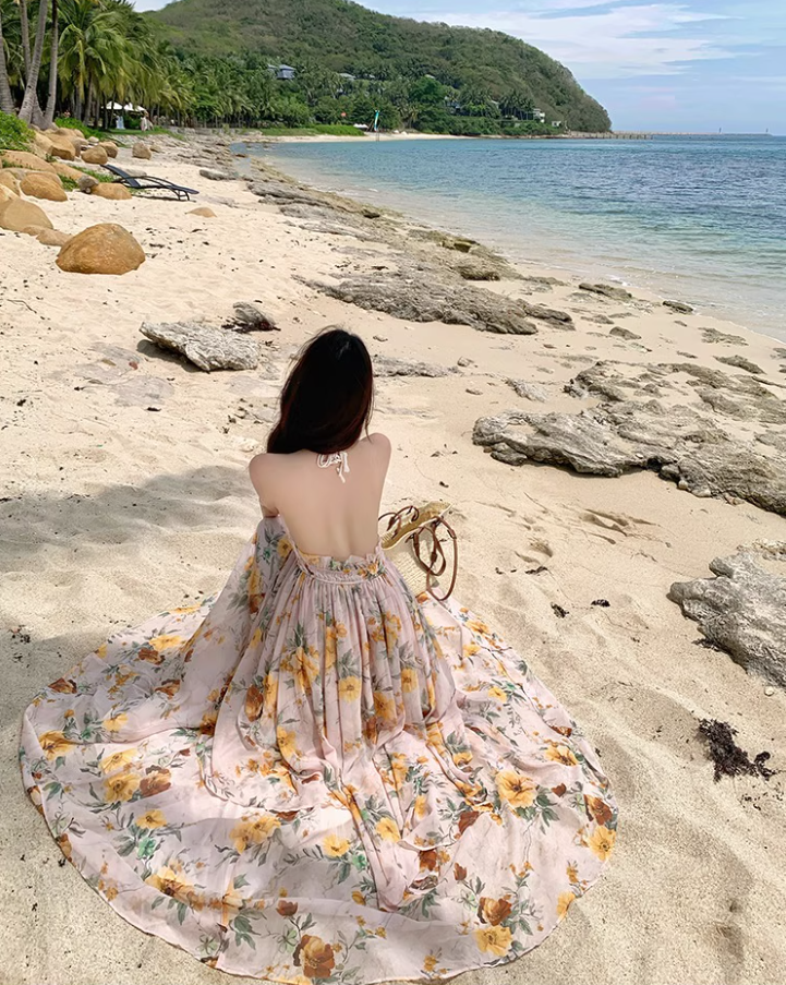 Romantic Sunflower Printed Ruffled Hem Maxi Dress Chic Backless Flowy Vacation Outfit Halter Long Dress AP1183