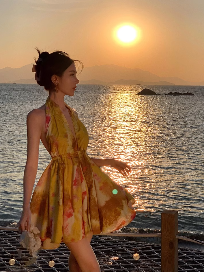 Hot Girls Coastal Getaways Flowy Mini Skirt Alluring Yellow Tie-Dye A-Line Halter Short Dress AP1186