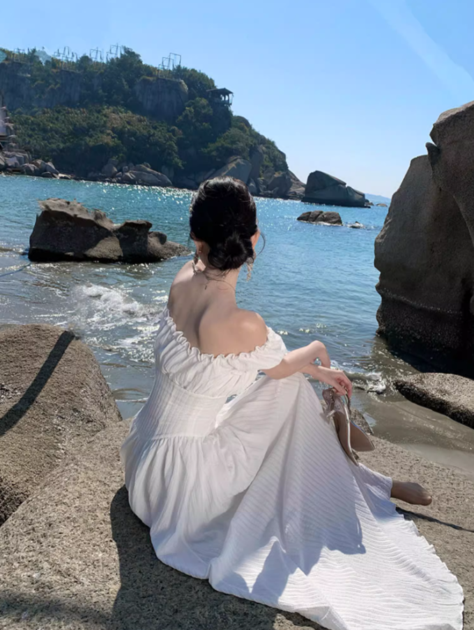 Alluring White Everyday Wear Maxi Dress Strapless Ruffles Fringe A-Line Long Dress AP1187