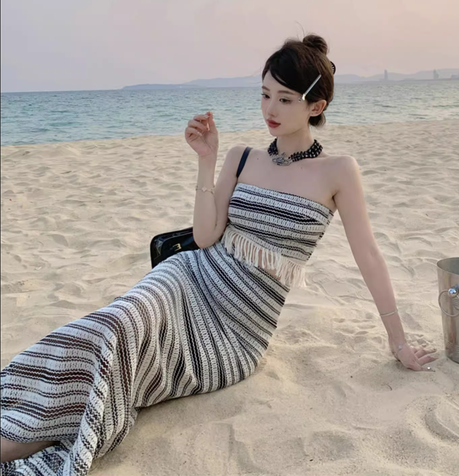 Glamorous Two-Piece Set Striped Knit Maxi Dress Strapless Fringe-Trimmed Long Dress AP1188