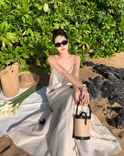 Classical V Neckline White Backless Maxi Dress Black Floral Design Spaghetti Strap Long Dress AP1194