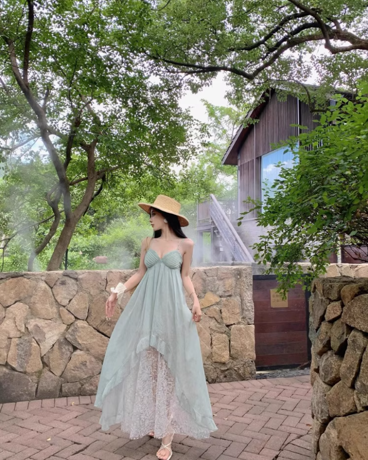 Ethereal Asymmetric Hem Mint Green Maxi Dress Lace Splicing Spaghetti Strap Long Dress AP1195