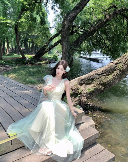 Dreamy Tulle Overlay Green Maxi Dress Double Layers Cinched-Waist V-Neck Long Dress AP1196