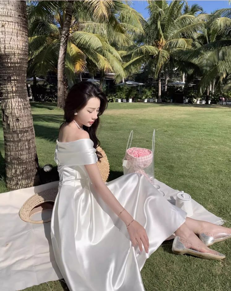 Graceful Ivory Lustrous Fabric Maxi Dress Minimalist Strapless Off-Shoulder Long Dress AP1197