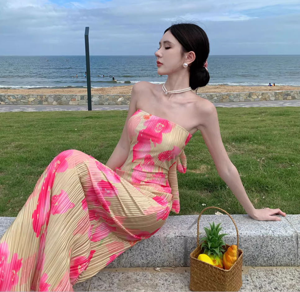 Vibrant Floral Print Flexible Fabric Maxi Dress Seaside Vacays Strapless Bodycon Long Dress AP1198