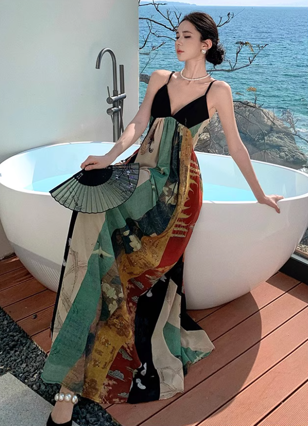 Vintage V Neckline Open-Back Maxi Dress Printed Pattern Design Spaghetti Strap Long Dress AP1236